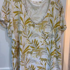 Anthropologie t.la shirt size xl
